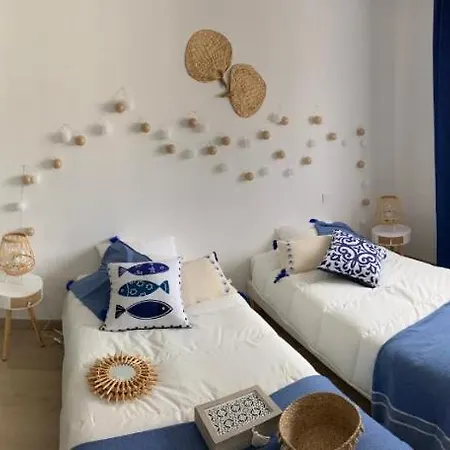 Jolie Contemporaine Avec Jacuzzi Piscine Chauffée Pour 8 Pers