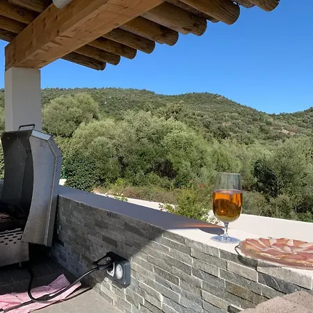 Villa Jolie Contemporaine Avec Jacuzzi Piscine Chauffee Pour 8 Pers Sainte-Lucie de Porto-Vecchio